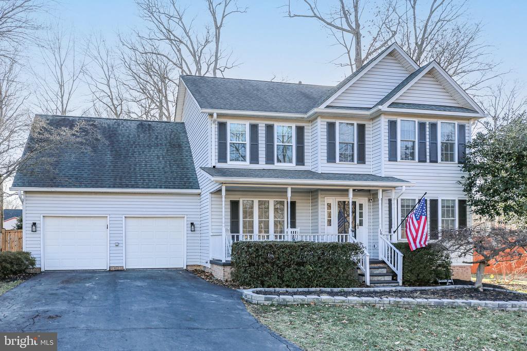 16 Ridge Pointe Ln