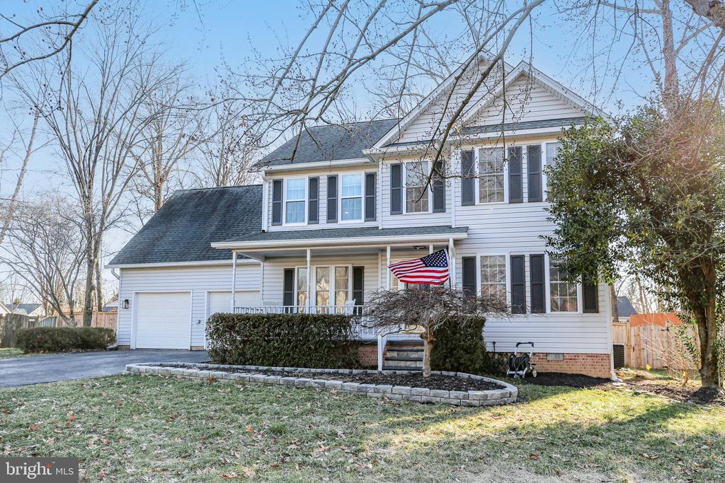 16 Ridge Pointe Ln
