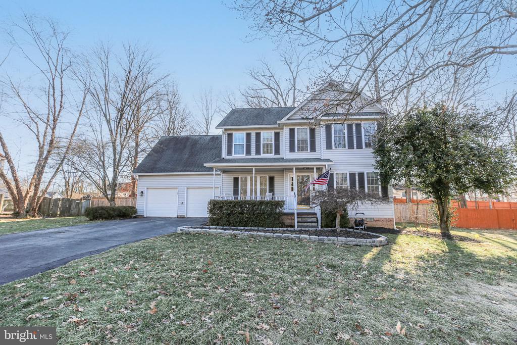 16 Ridge Pointe Ln