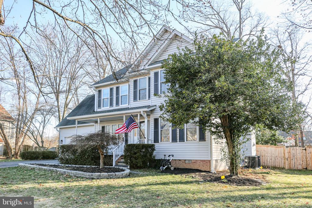 16 Ridge Pointe Ln