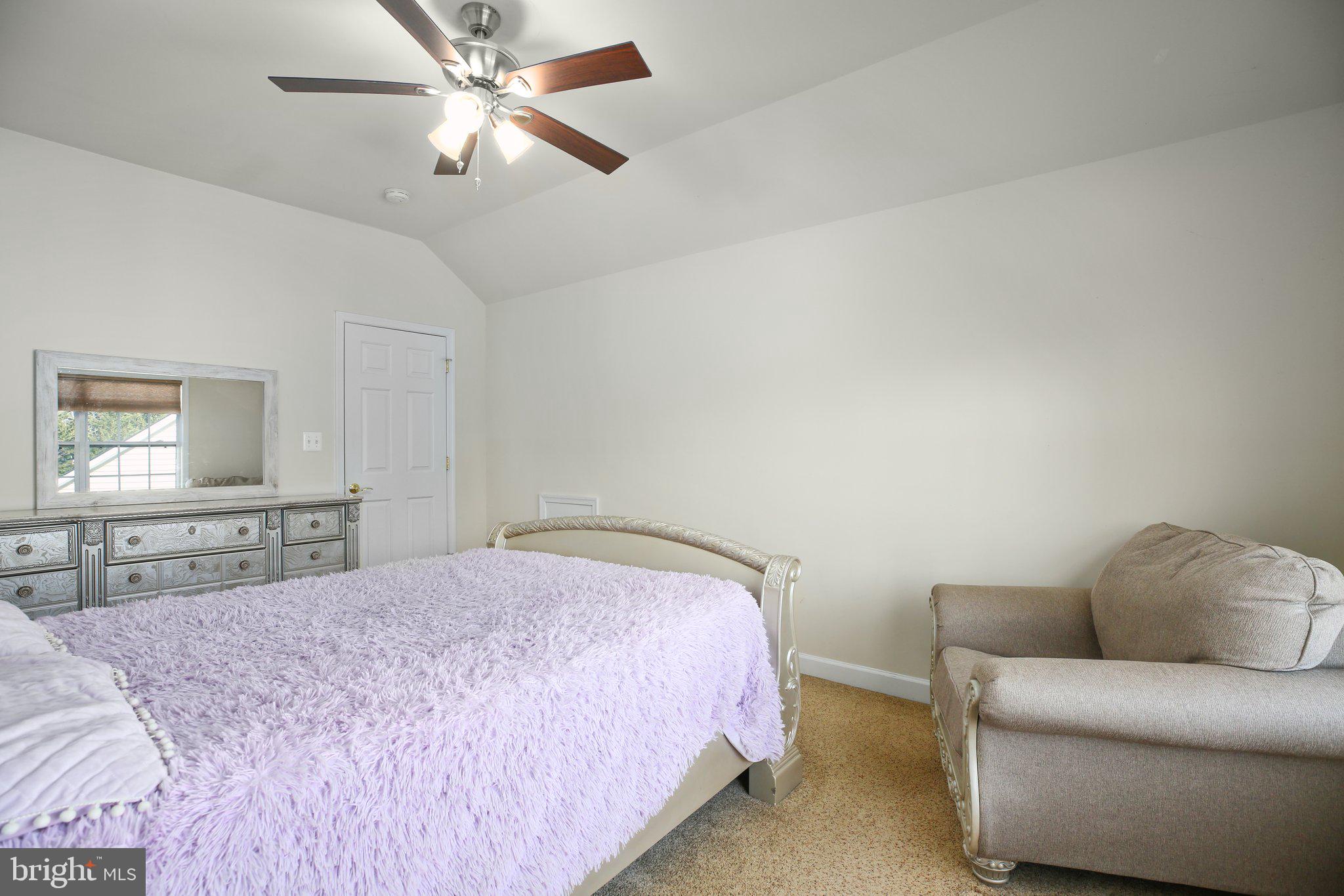 3 Gabriels Ln