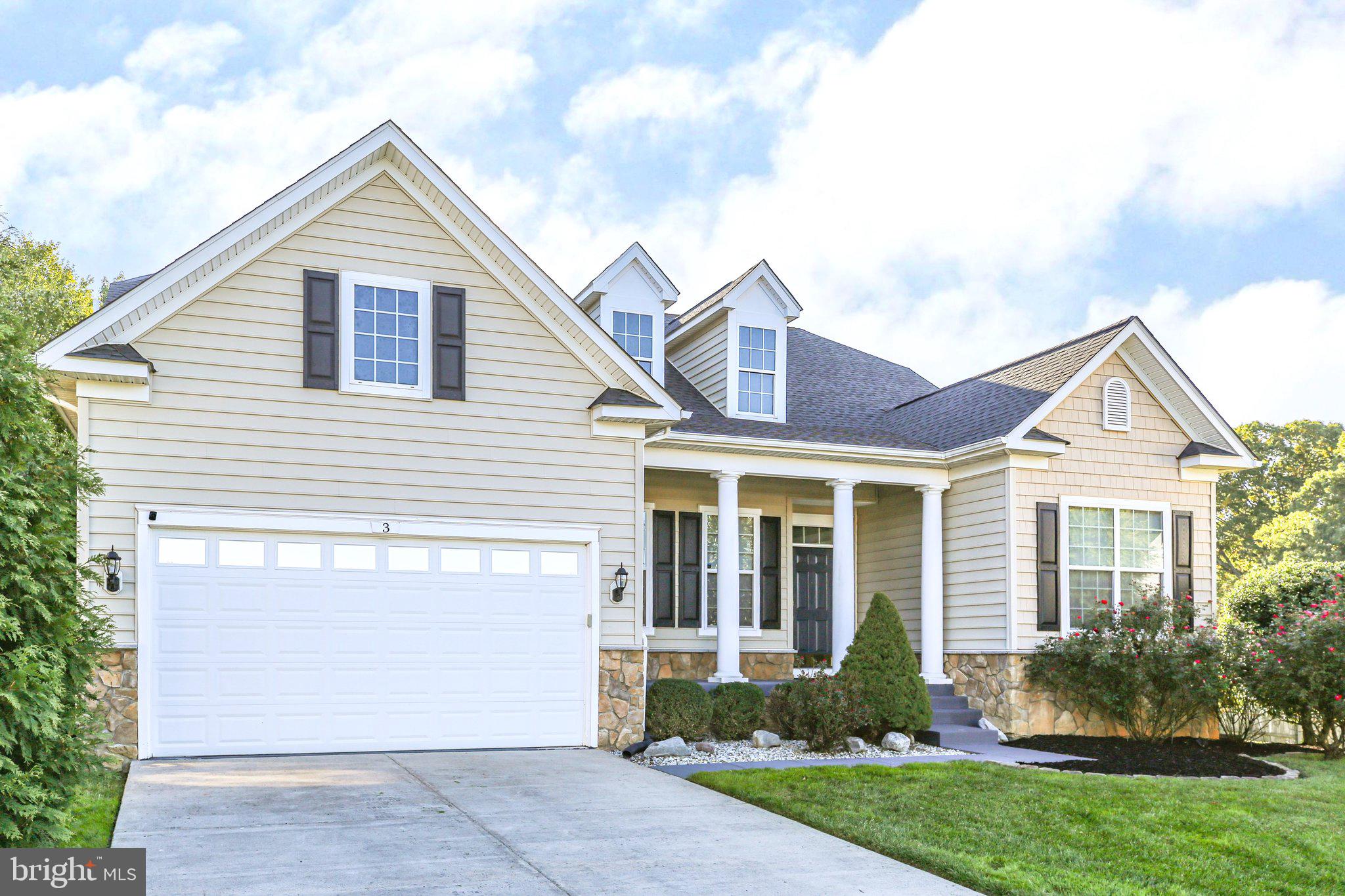 3 Gabriels Ln