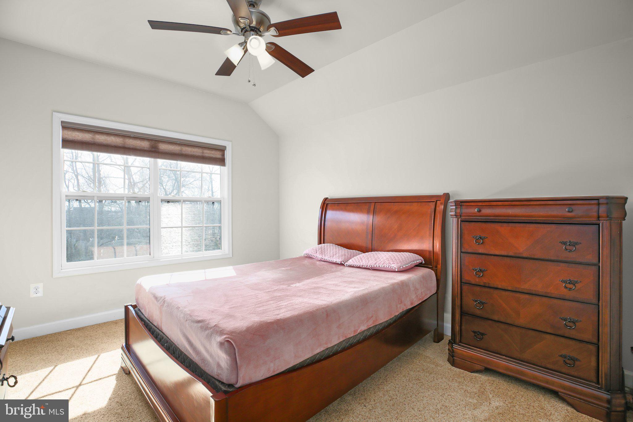 3 Gabriels Ln