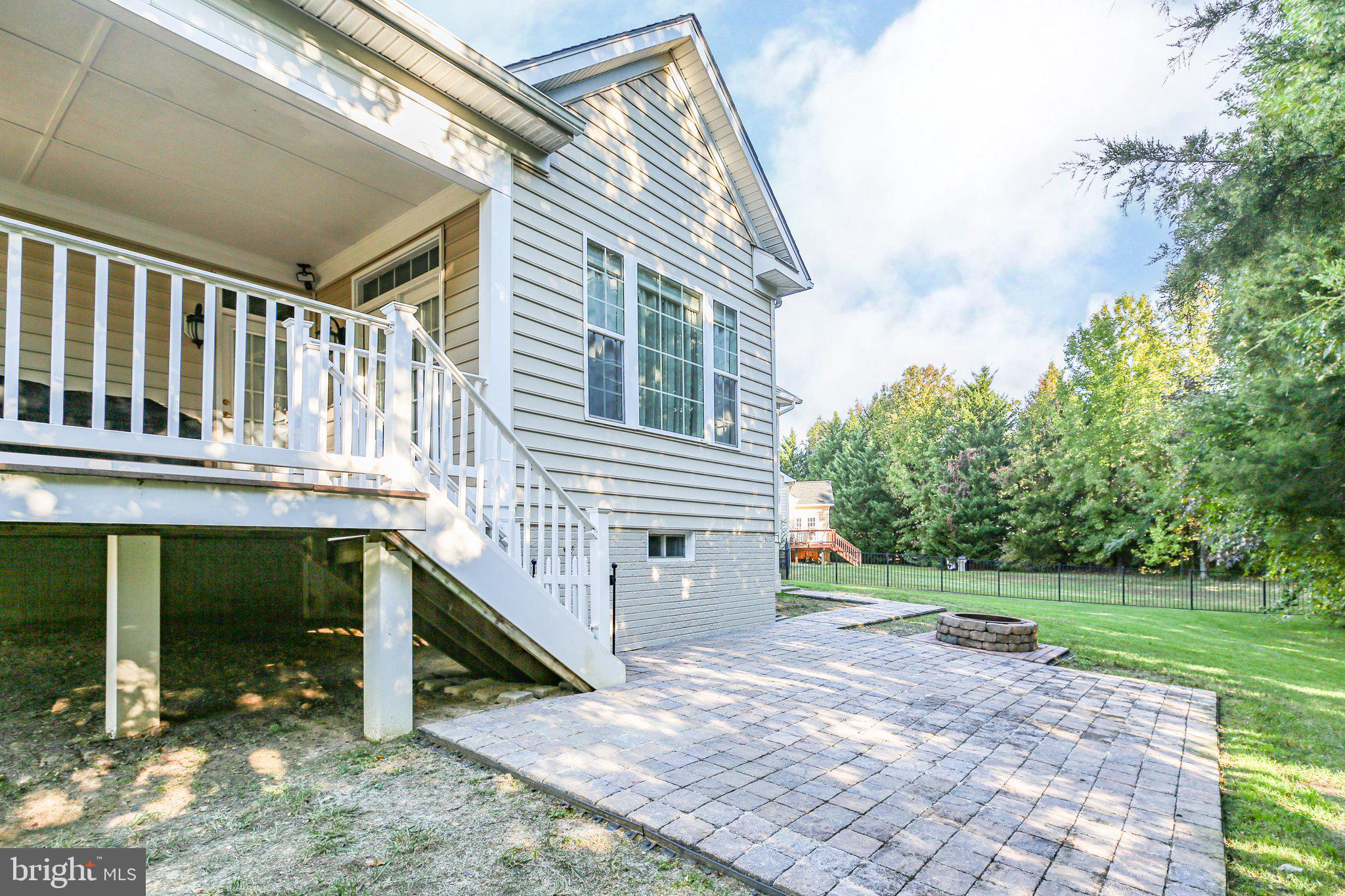 3 Gabriels Ln