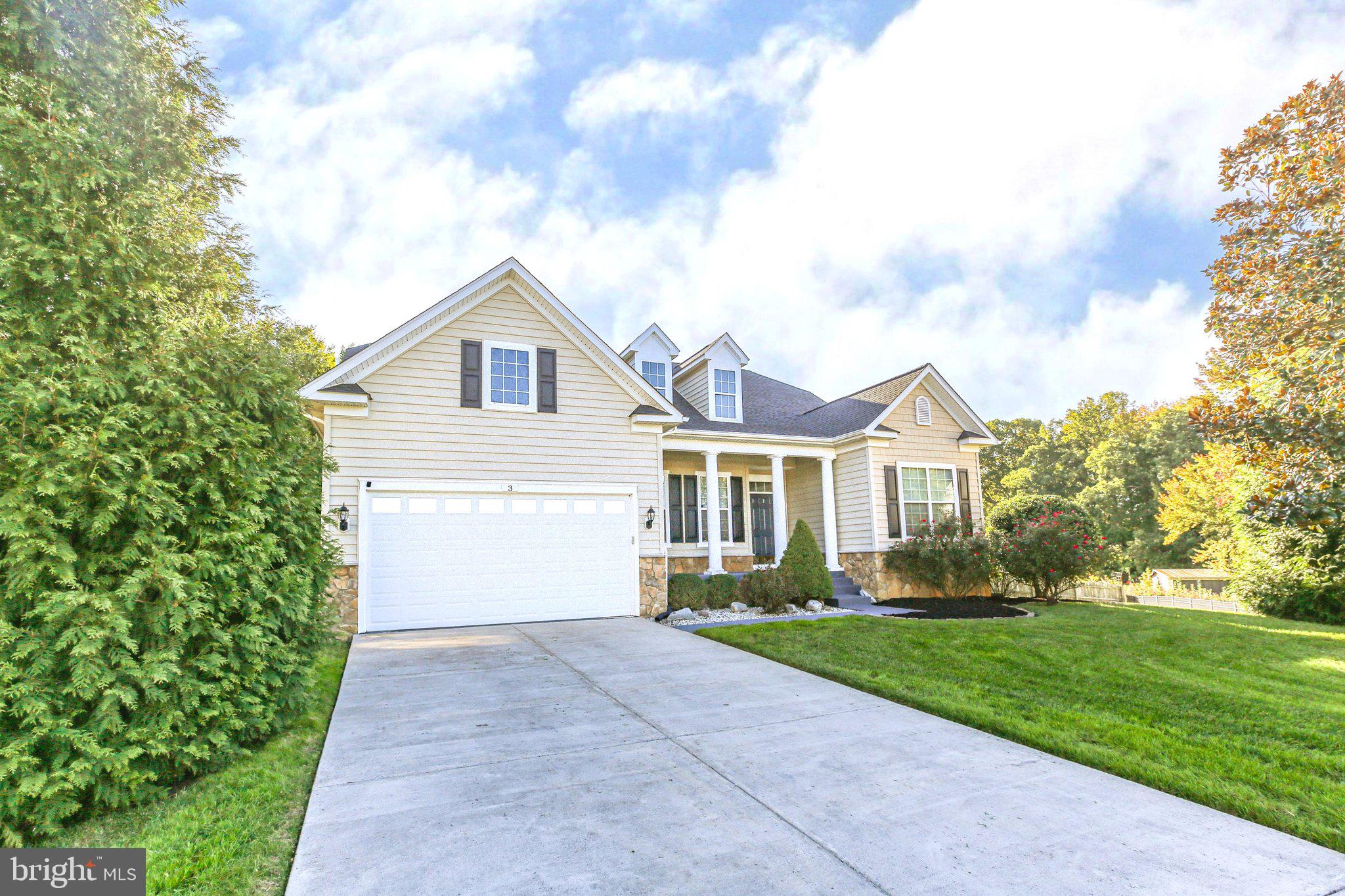 3 Gabriels Ln