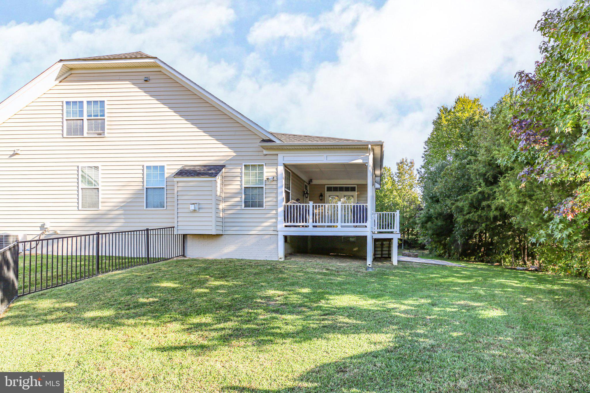 3 Gabriels Ln