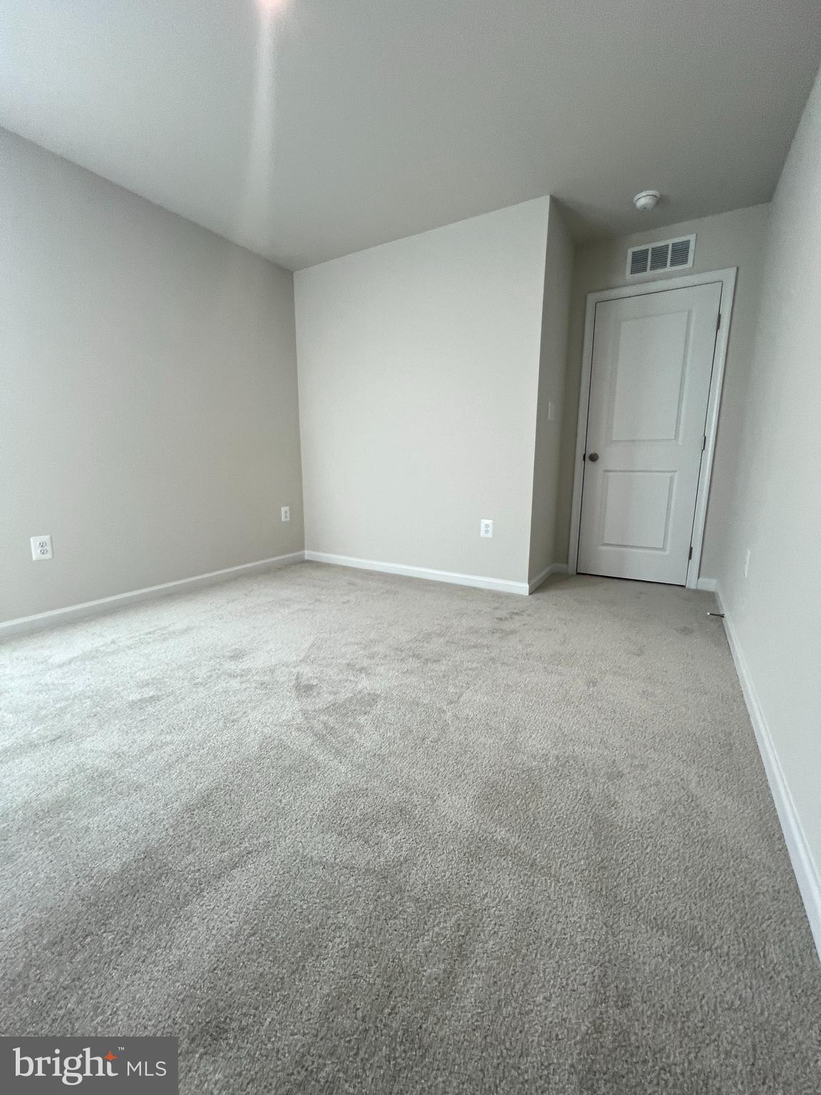 1813 CREEK BOTTOM PL