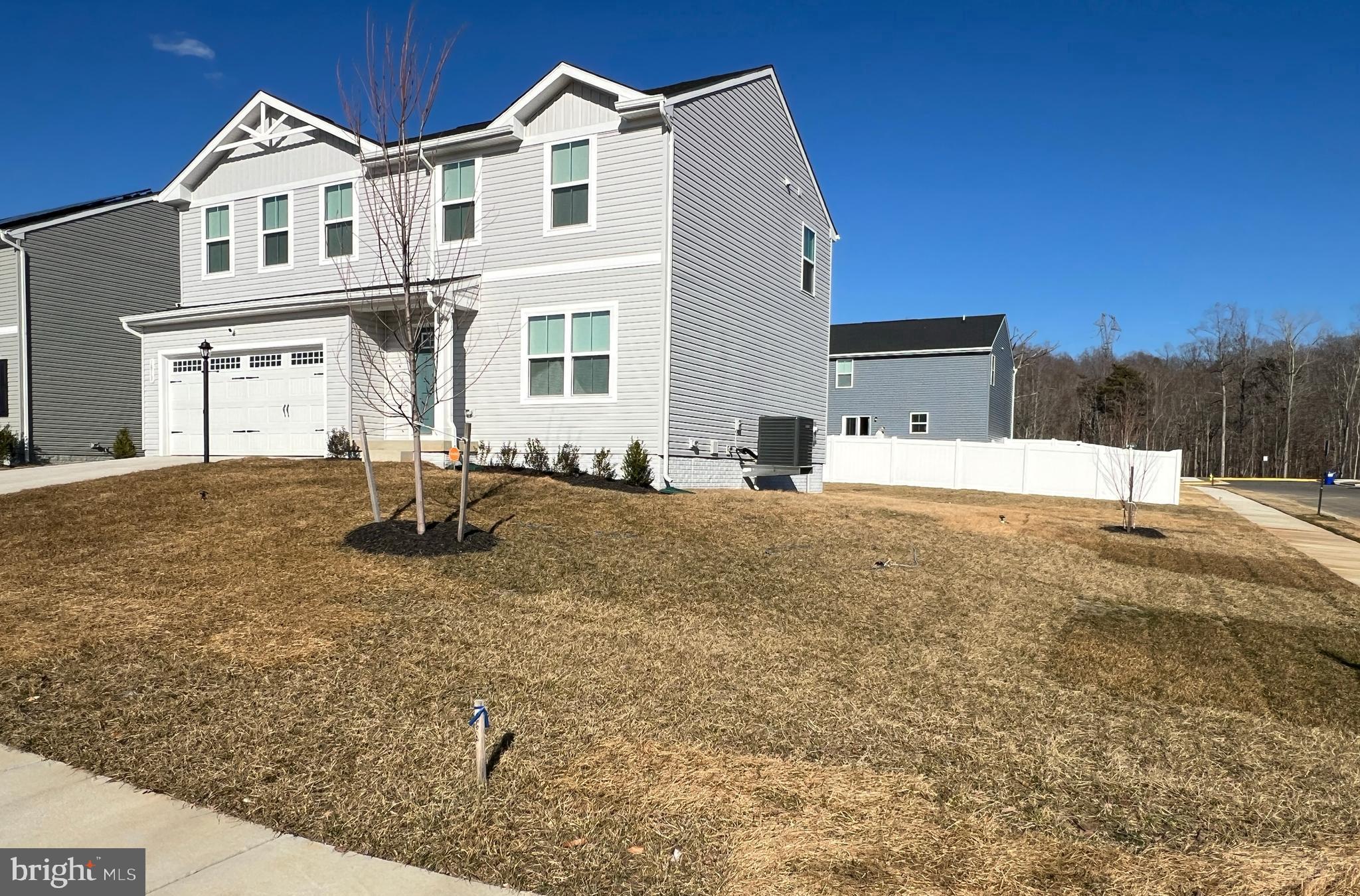 1813 CREEK BOTTOM PL