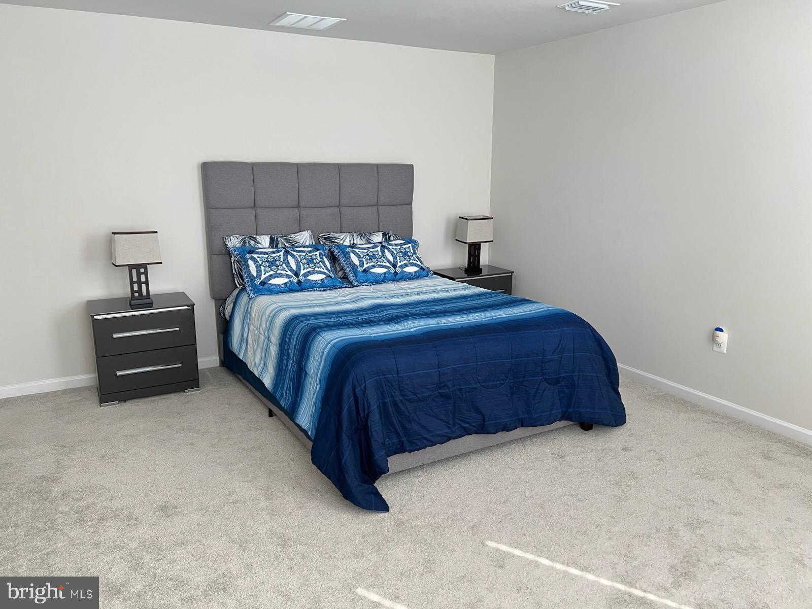 1813 CREEK BOTTOM PL