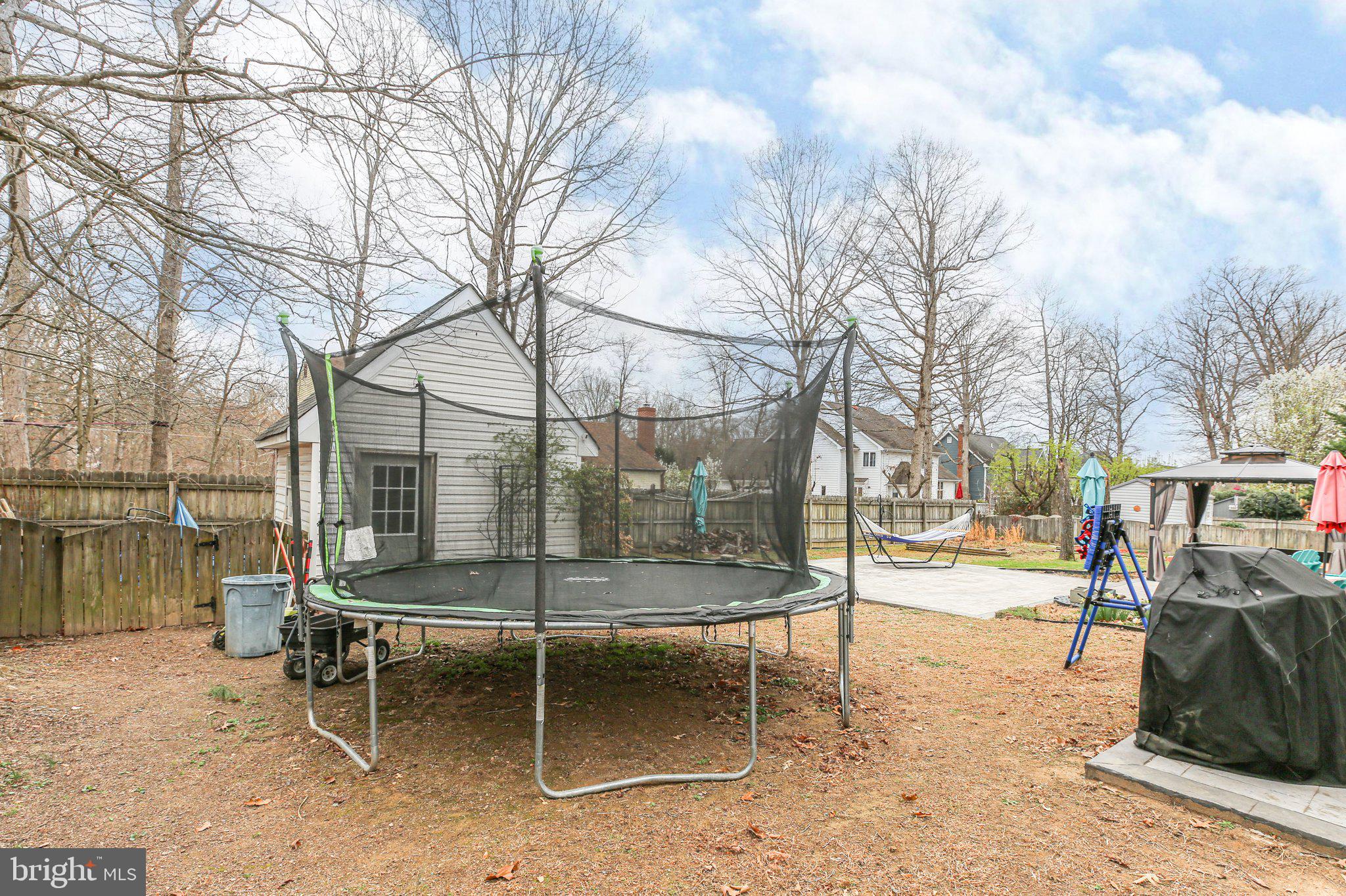 61 Cornwallis Dr