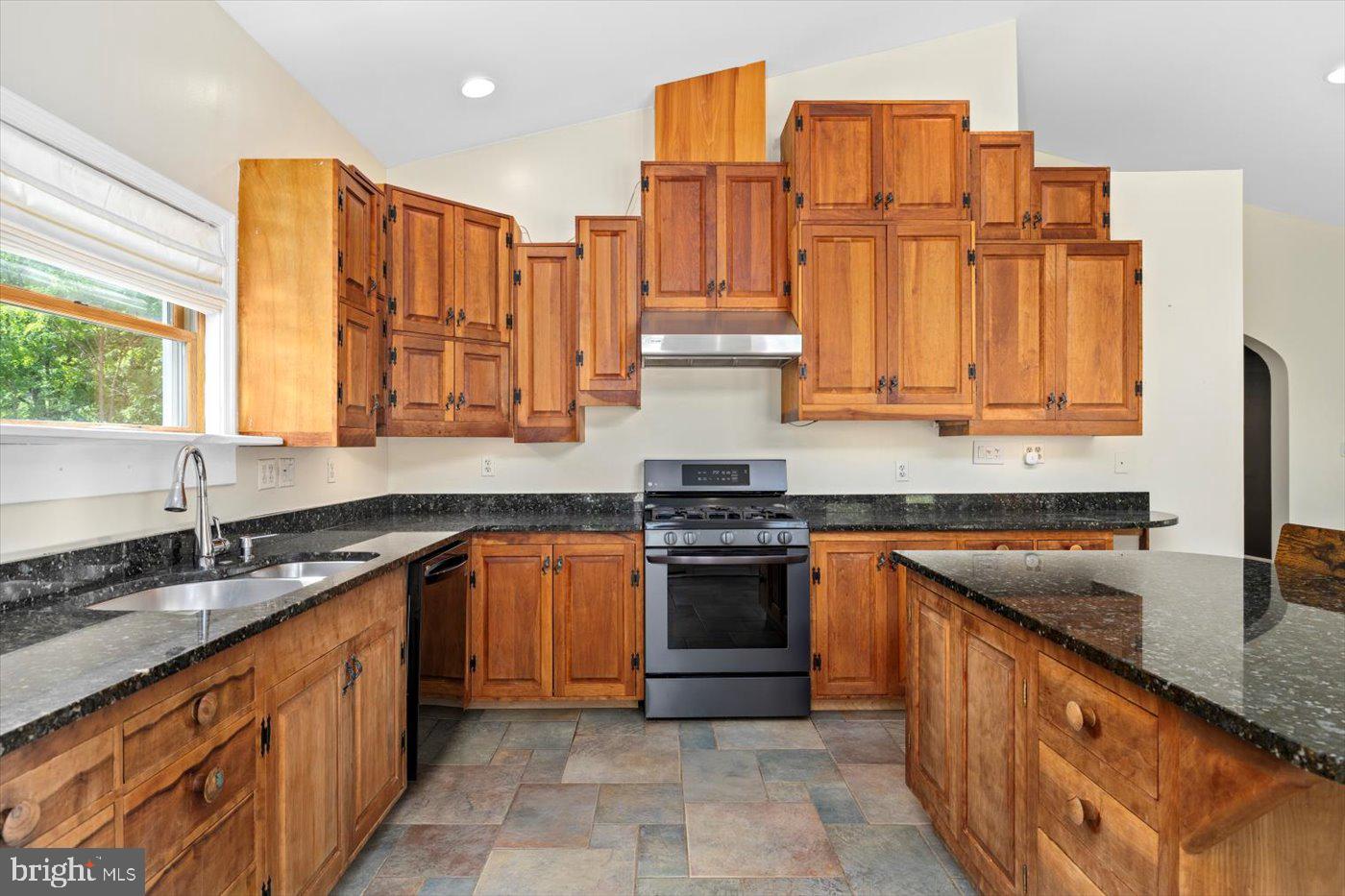 41 Richards Ferry Rd