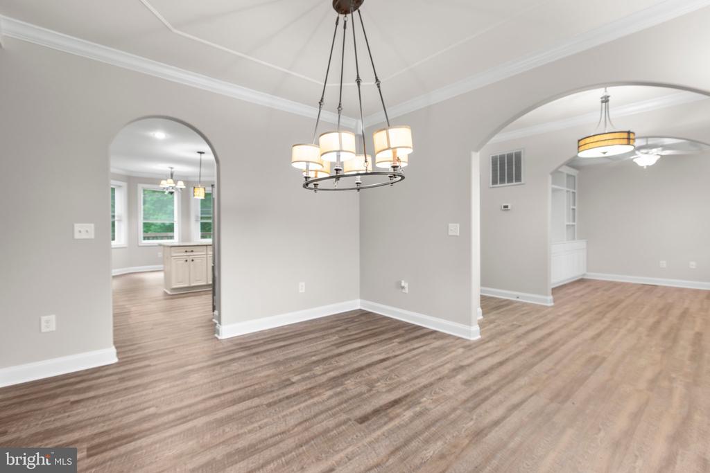 838 Hartwood Rd