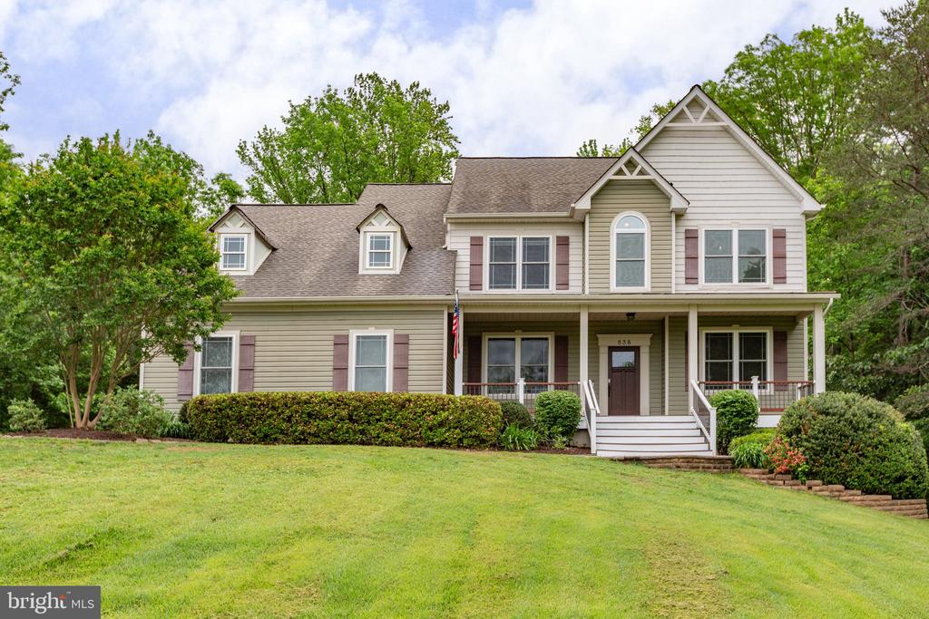 838 Hartwood Rd
