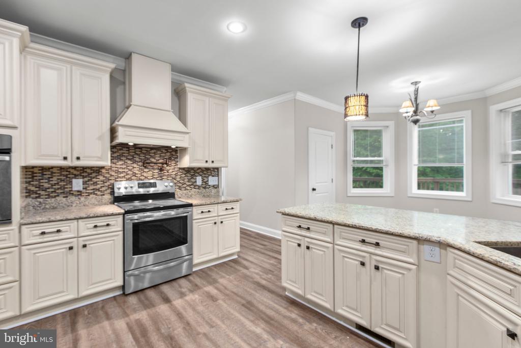 838 Hartwood Rd