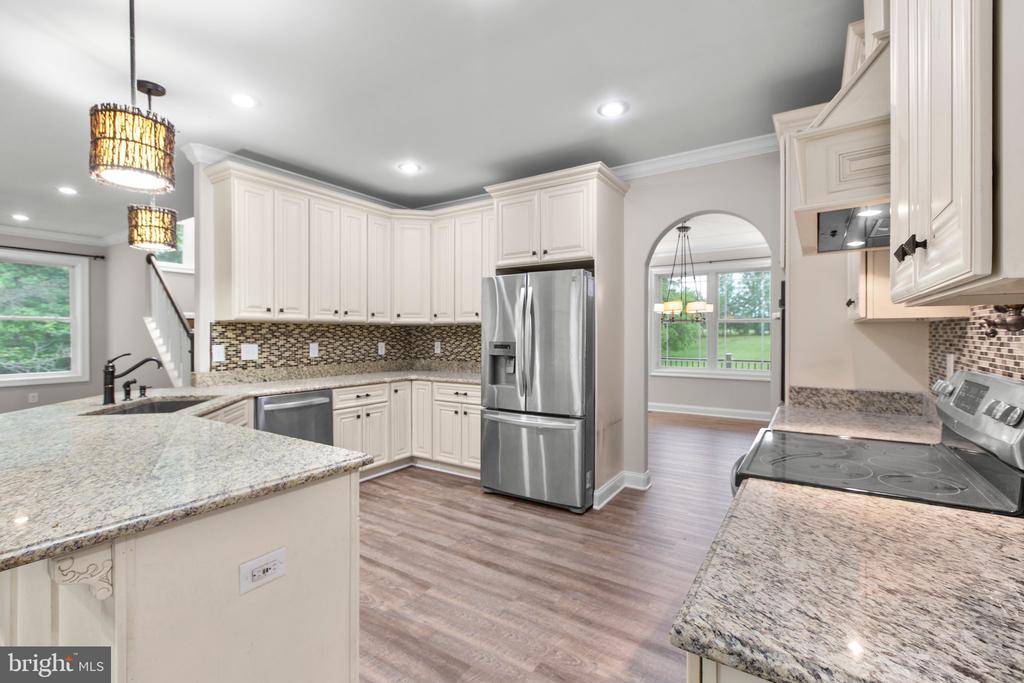 838 Hartwood Rd