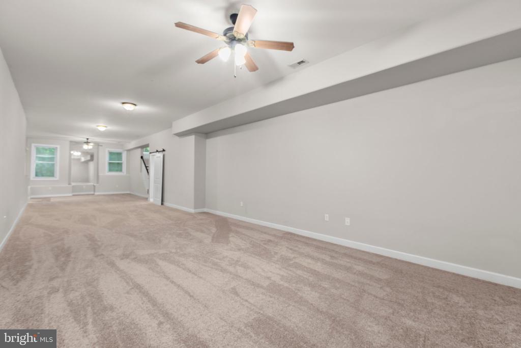 838 Hartwood Rd