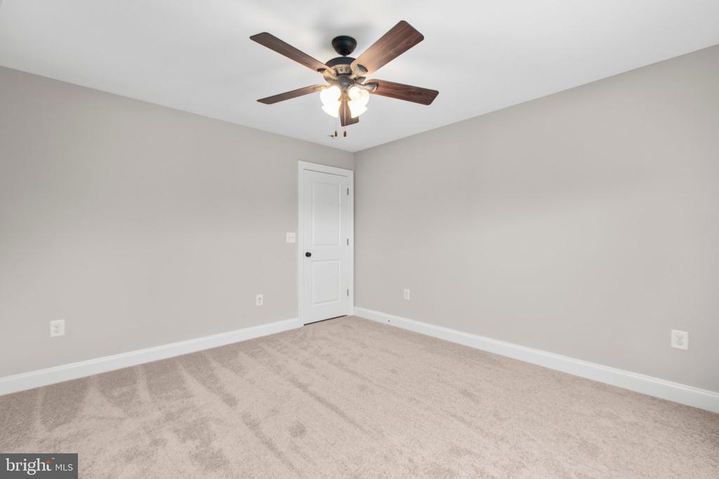 838 Hartwood Rd