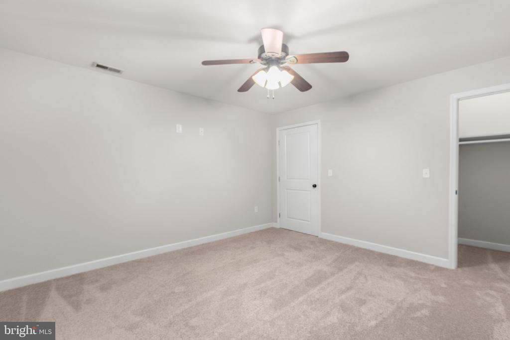 838 Hartwood Rd