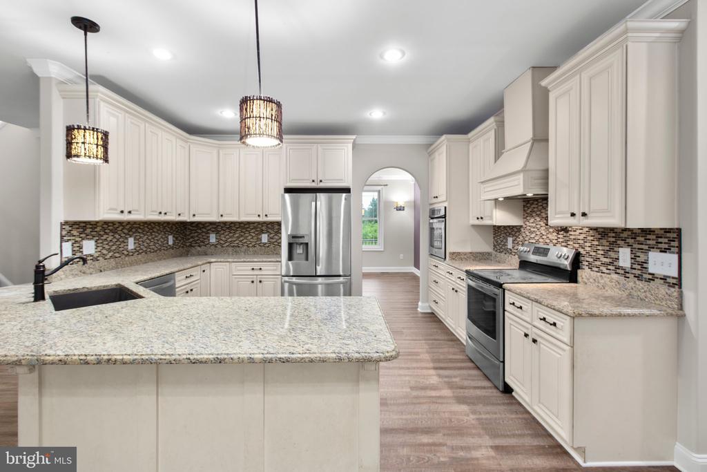 838 Hartwood Rd