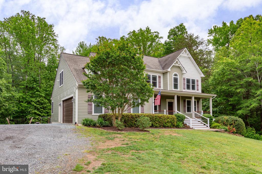 838 Hartwood Rd
