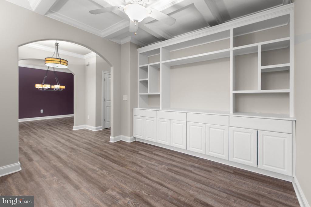 838 Hartwood Rd