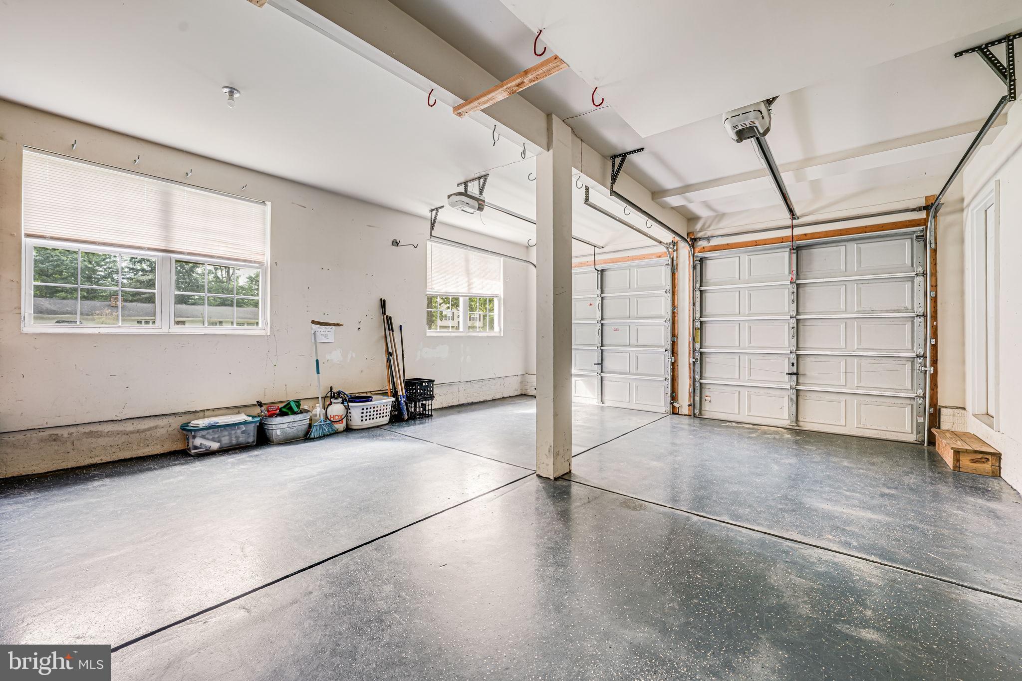 20 BREEZY HILL DRIVE