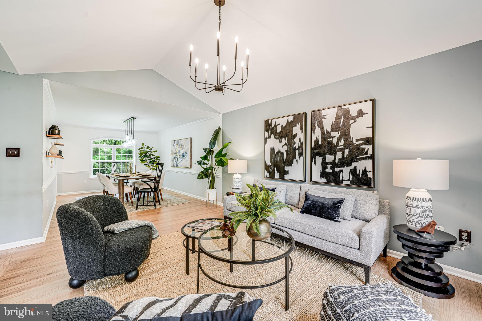 20 BREEZY HILL DRIVE