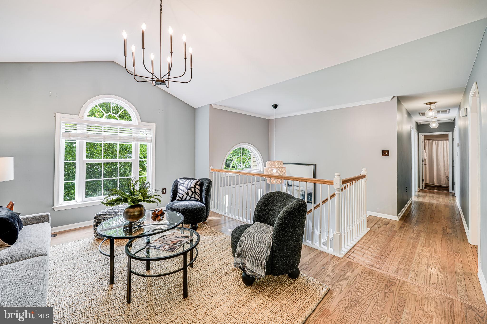 20 BREEZY HILL DRIVE