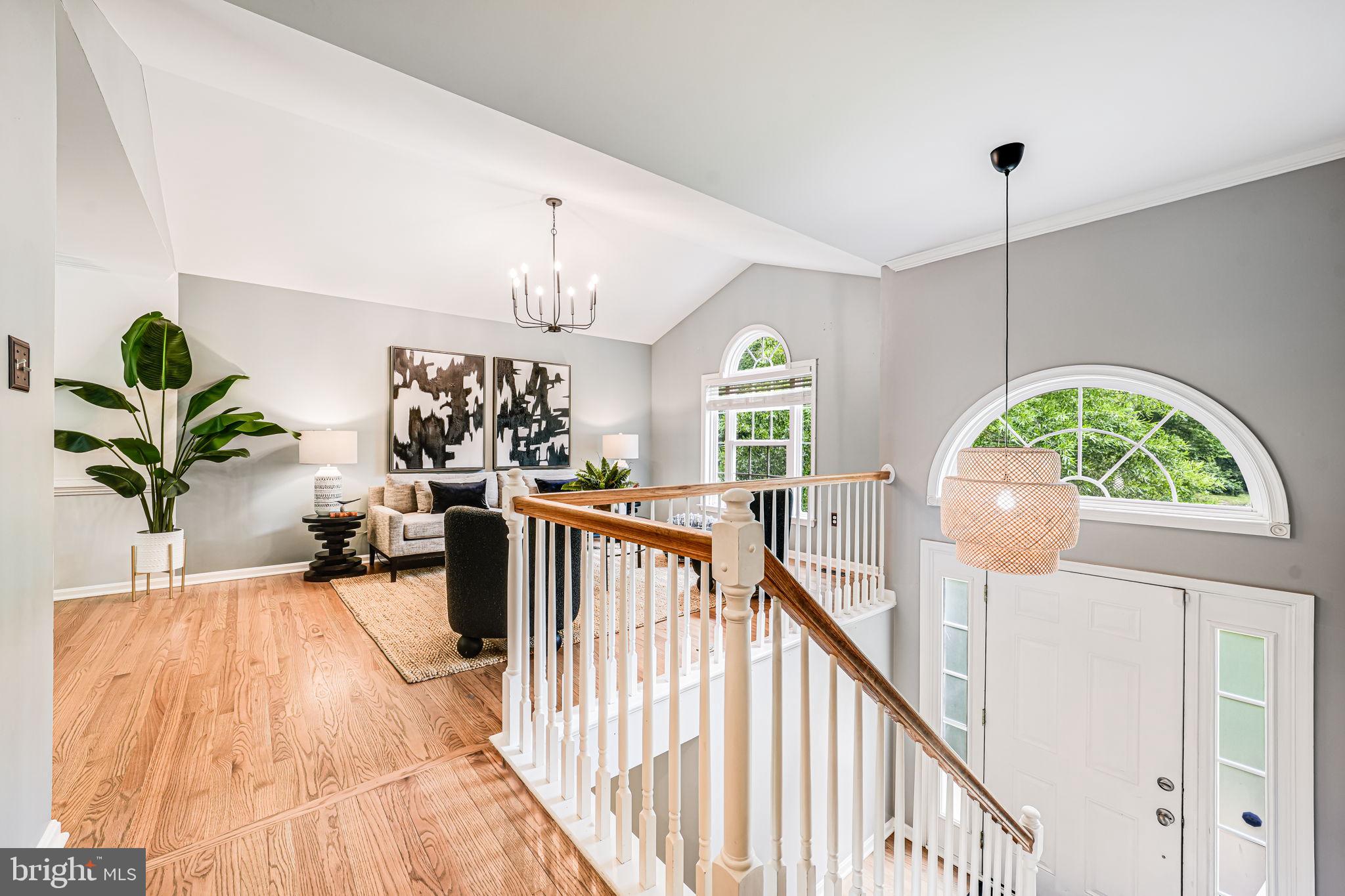 20 BREEZY HILL DRIVE