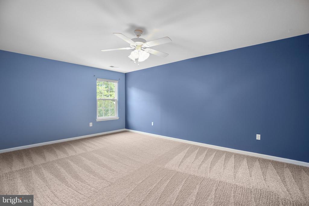 40 Fletcher Dr