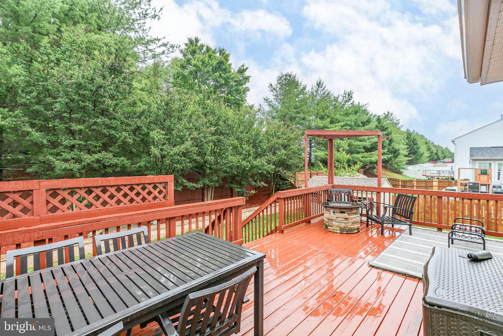 40 Fletcher Dr