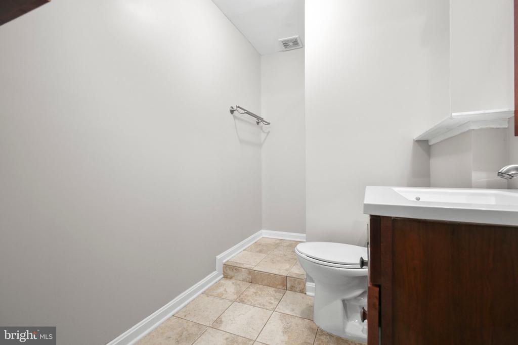 40 Fletcher Dr
