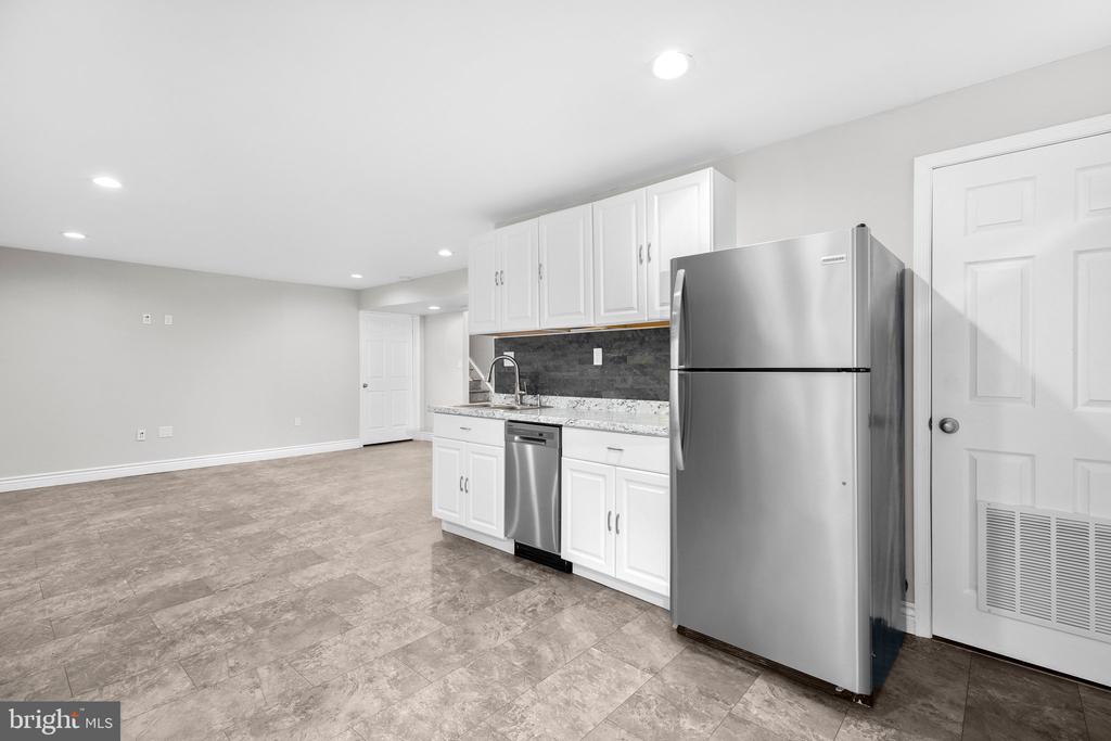 40 Fletcher Dr