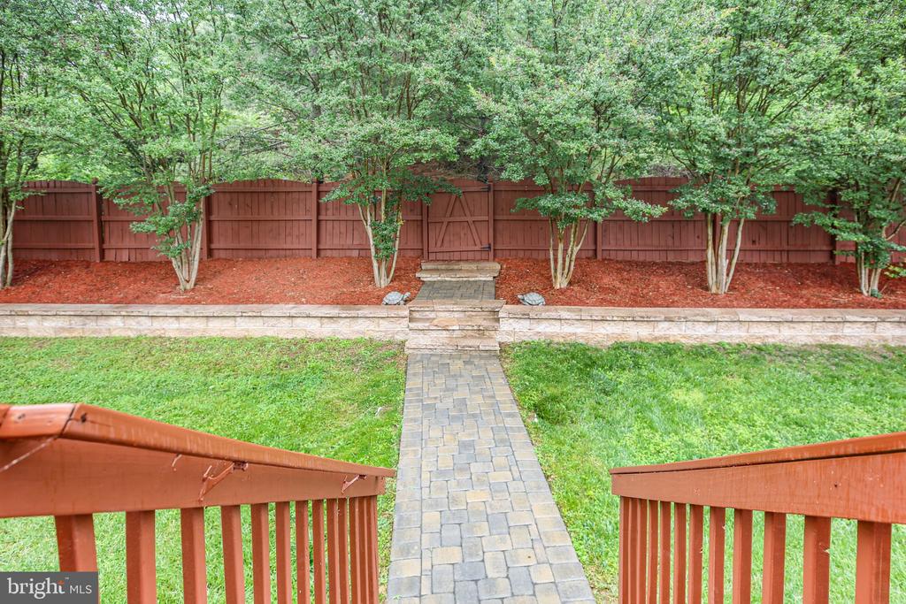 40 Fletcher Dr
