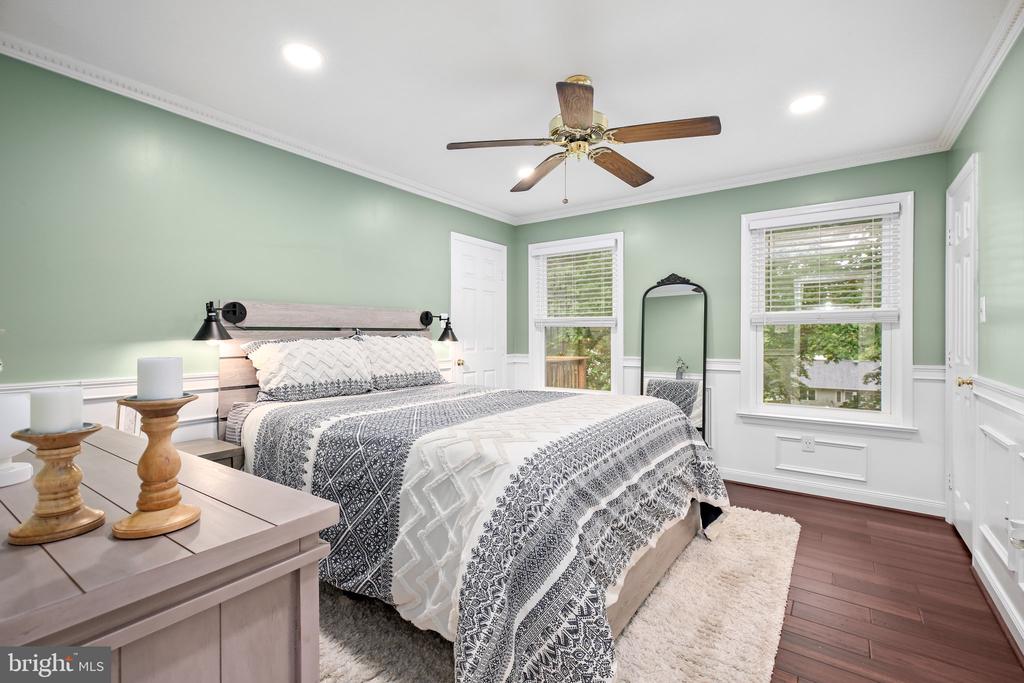 32 Cherry Laurel Dr