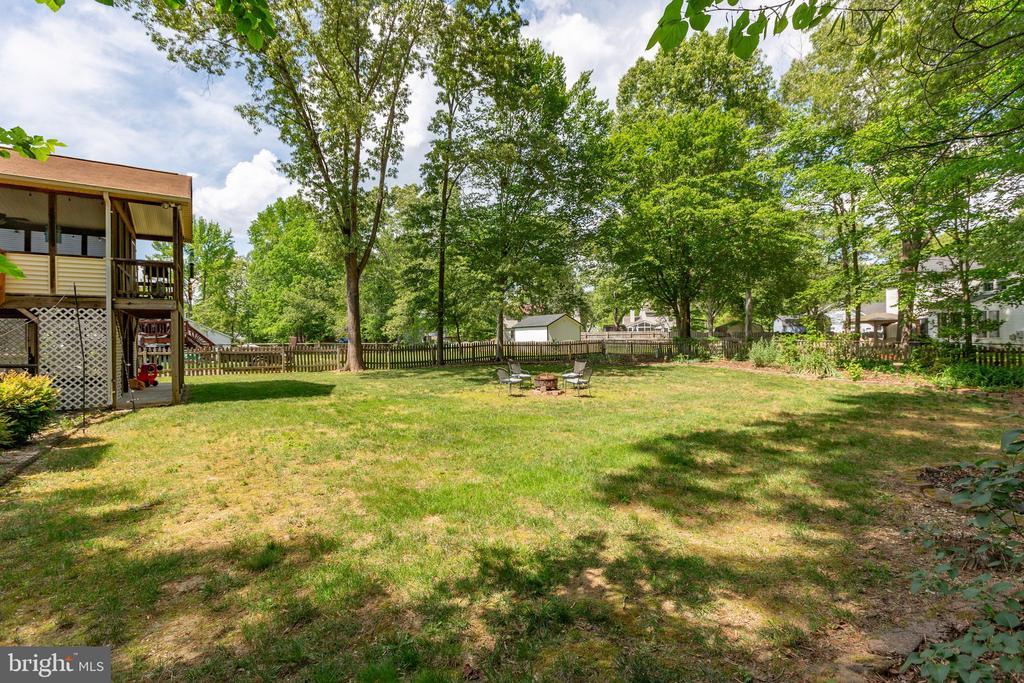 64 Briarwood Dr
