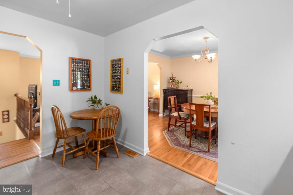 64 Briarwood Dr