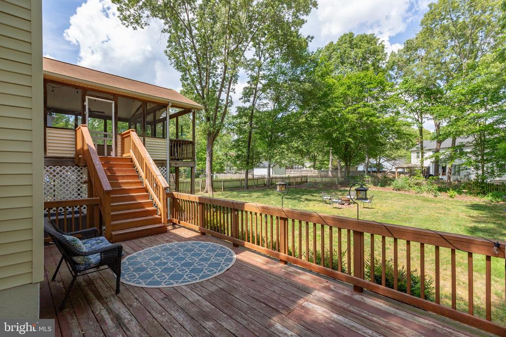 64 Briarwood Dr