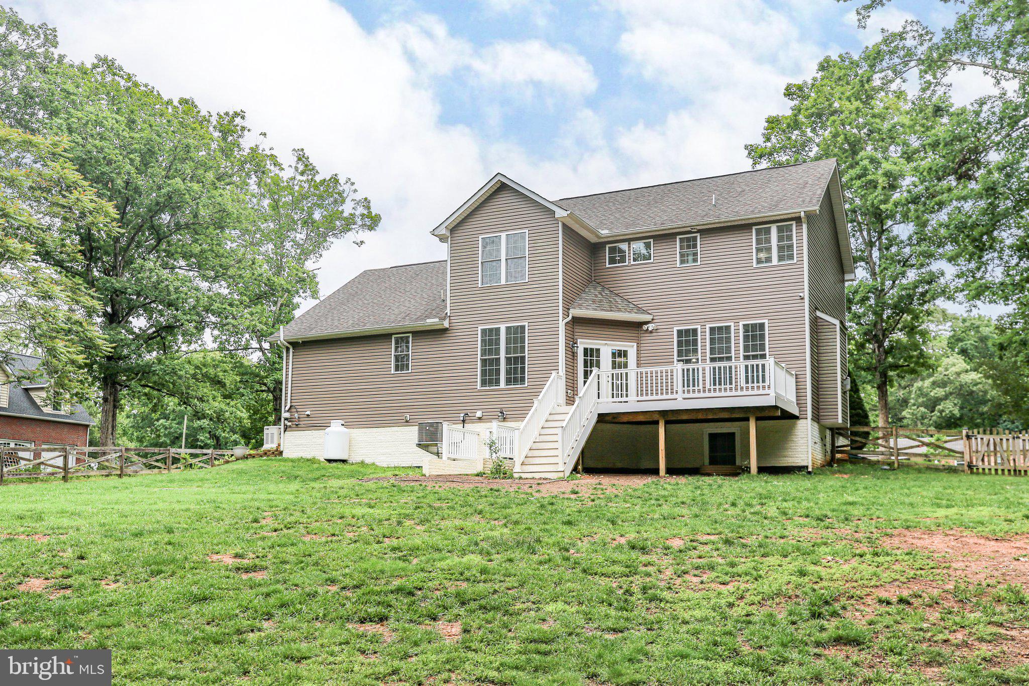 66 Marsh Rd