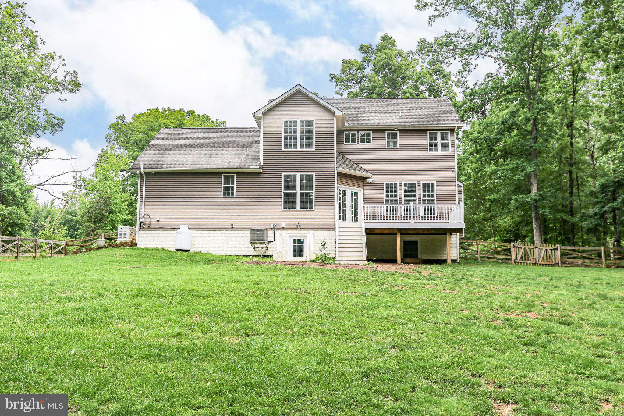 66 Marsh Rd