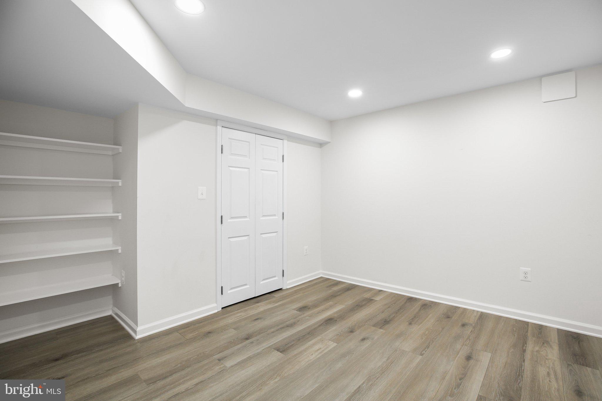 66 Marsh Rd