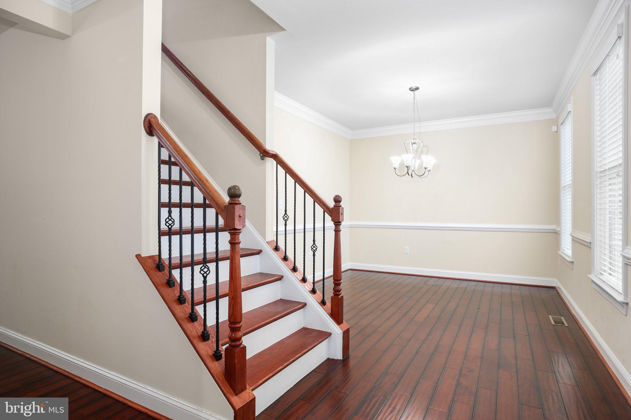 66 Marsh Rd