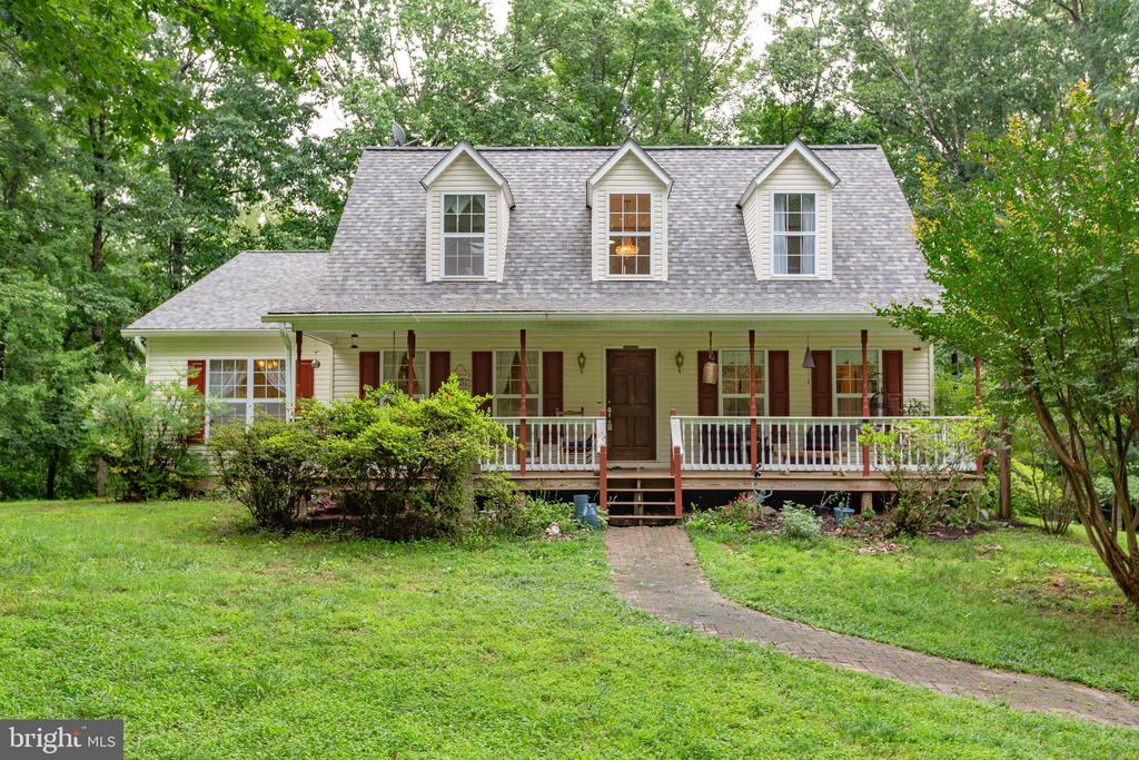 55 Queen Marys Ln