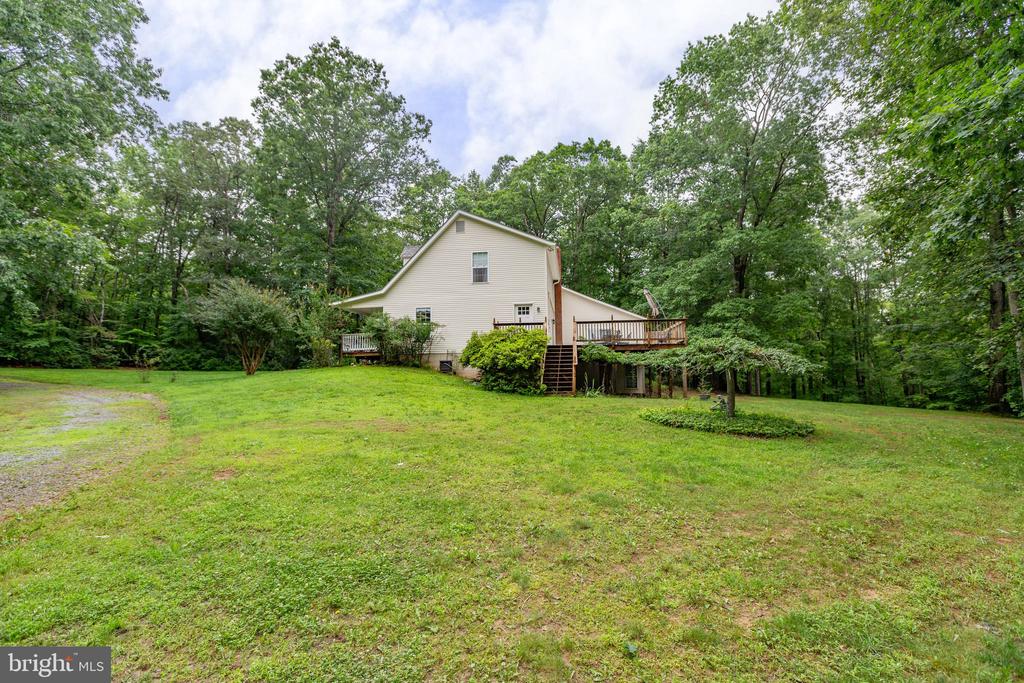 55 Queen Marys Ln