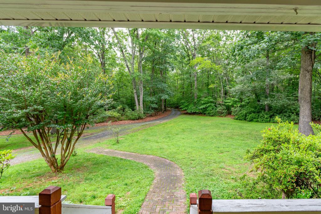 55 Queen Marys Ln