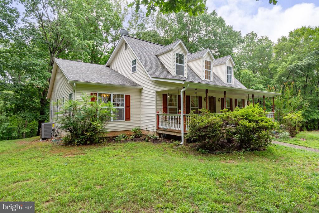55 Queen Marys Ln