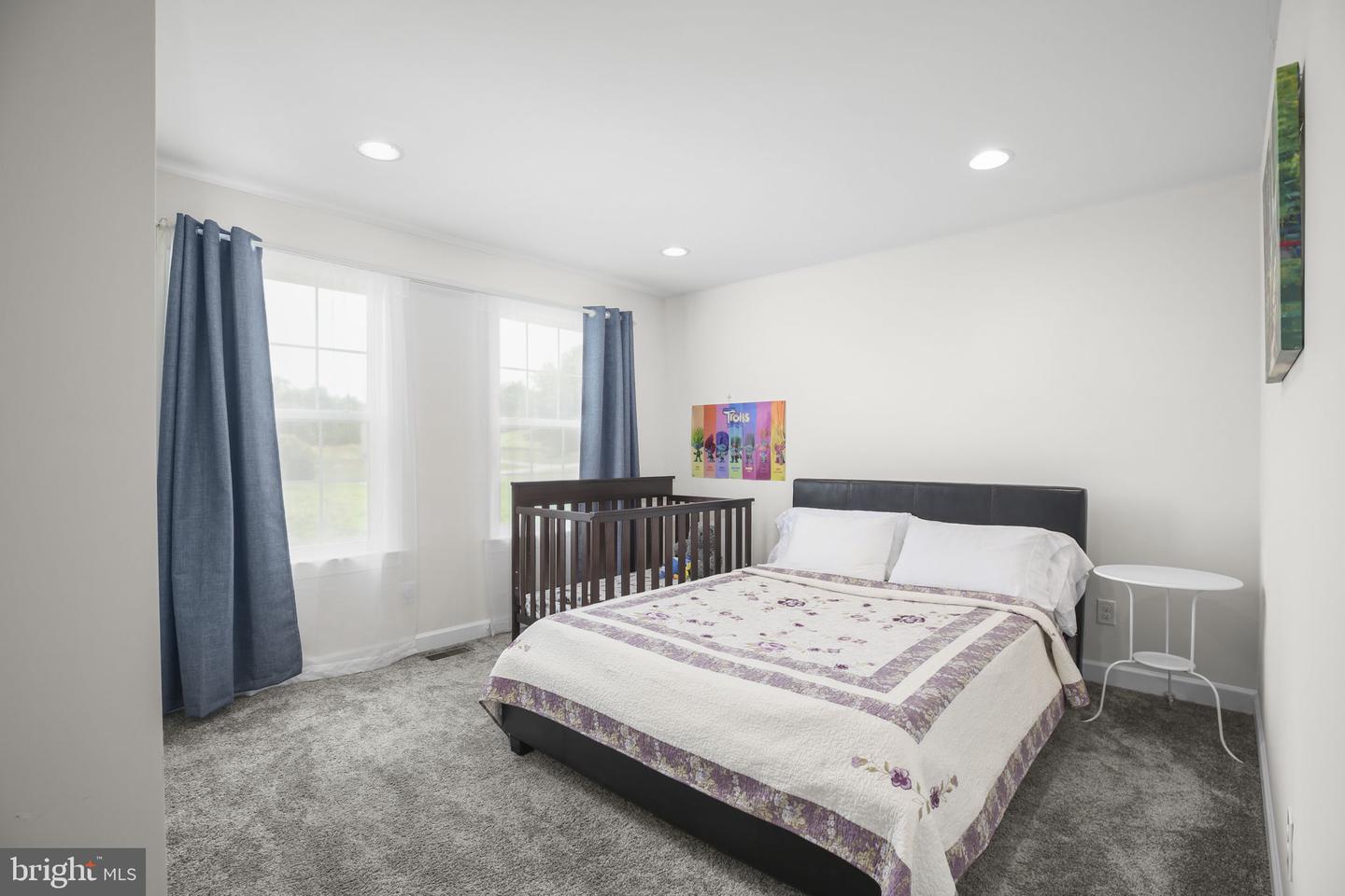 225 Perth Dr