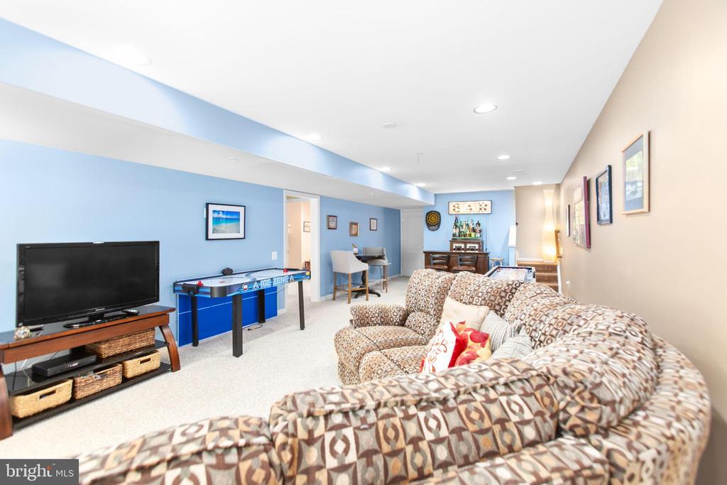 107 LEGEND DRIVE