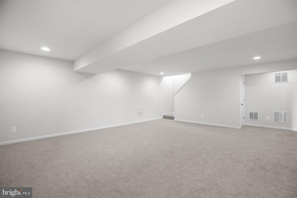 407 APRICOT STREET