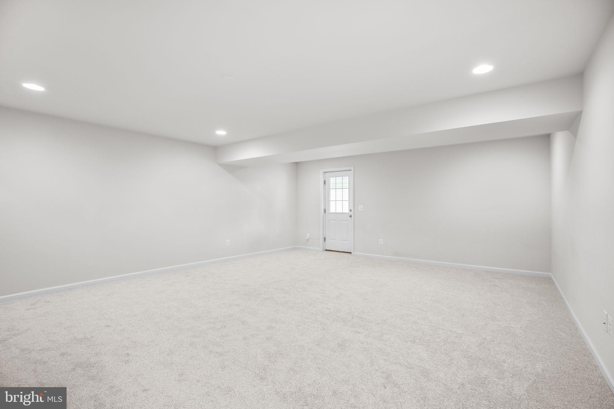 407 APRICOT STREET